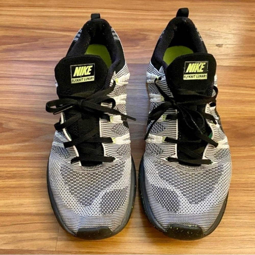 Nike Flyknit Lunar1+ Sneakers